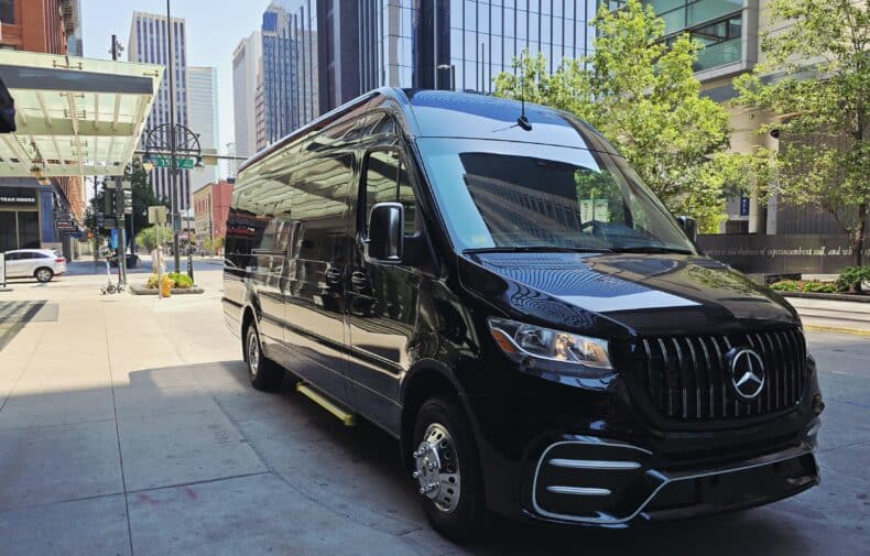 Mercedes Sprinter Limo